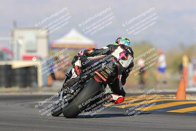 media/Oct-29-2022-CVMA (Sat) [[14c0aa3b66]]/Race 8 Supersport Middleweight/Folder 2/